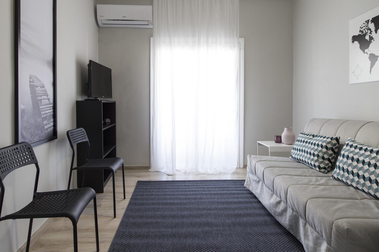 Petite Apartment Athens Exterior photo