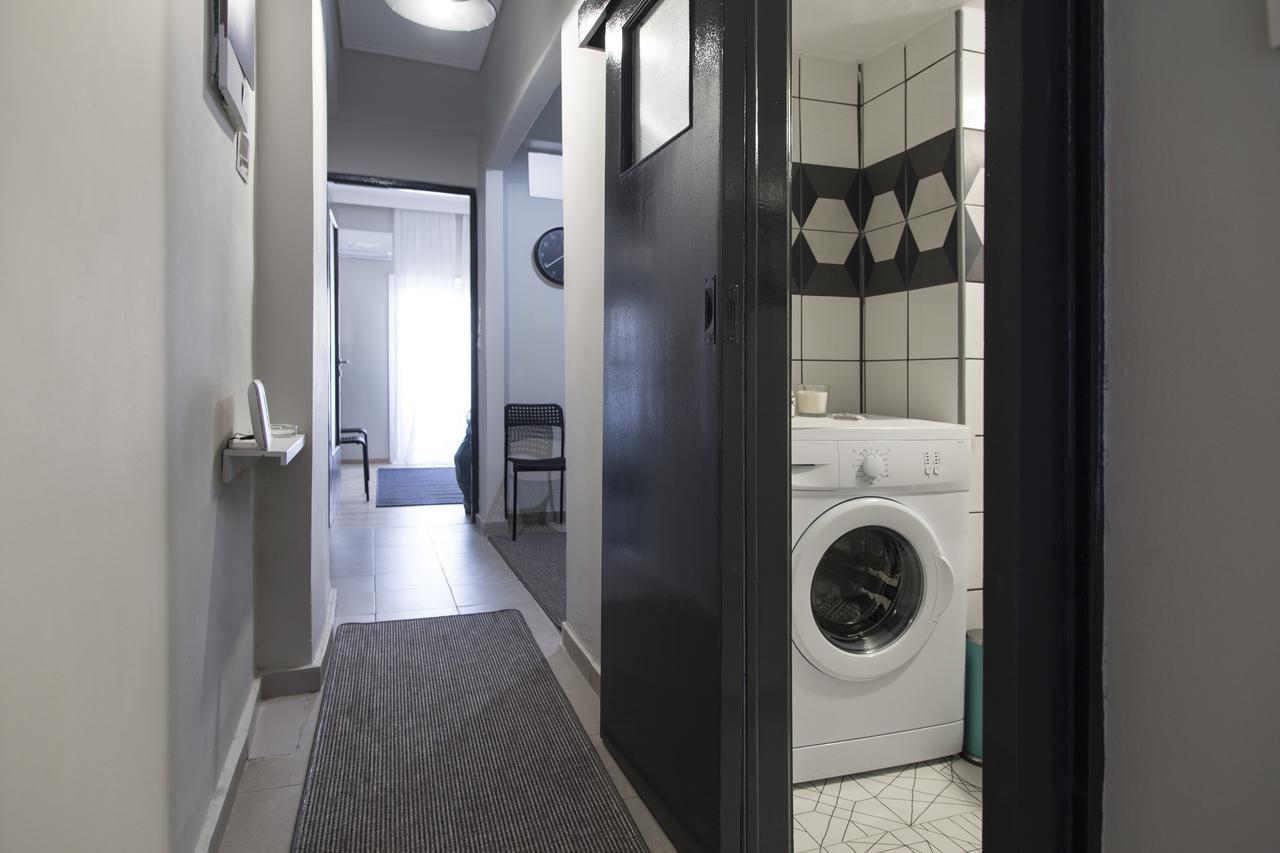 Petite Apartment Athens Exterior photo